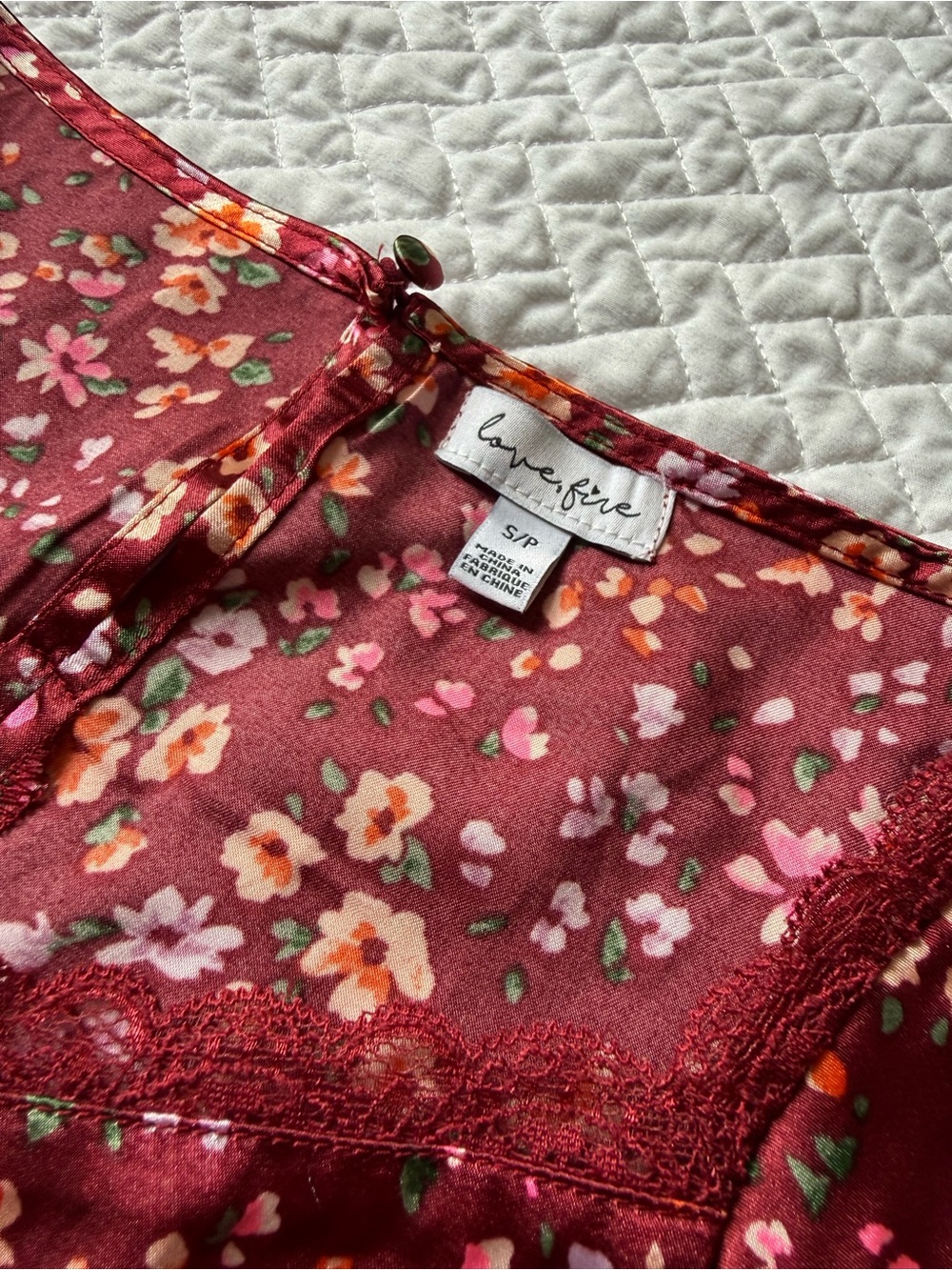 NWOT: Love Fire, Kids Small, Burgundy Floral Flutter Sleeve Satin Top
